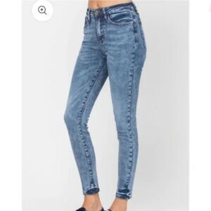 Judy Blue JB88158 Acid Washed Skinny Stetchy Jeans - Size 9/29